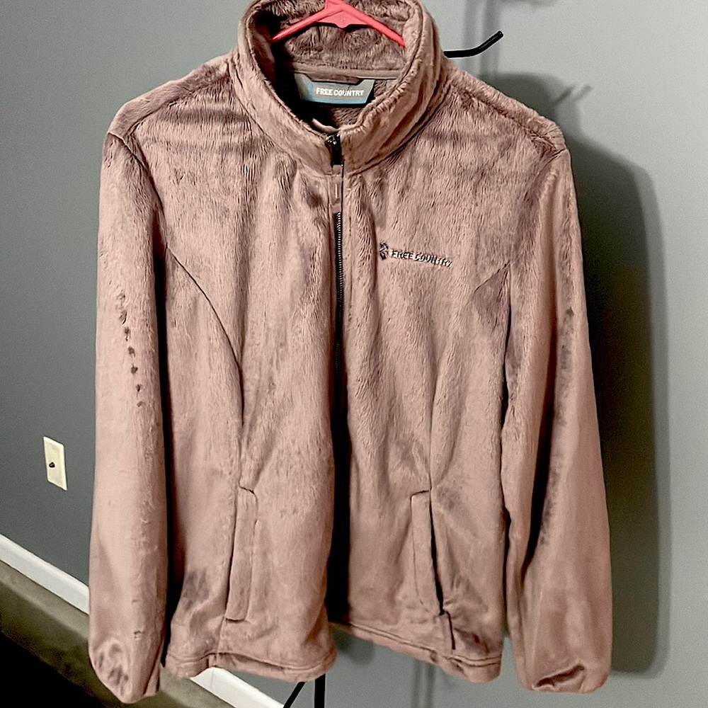 Zip-Up Fuzzy jacket